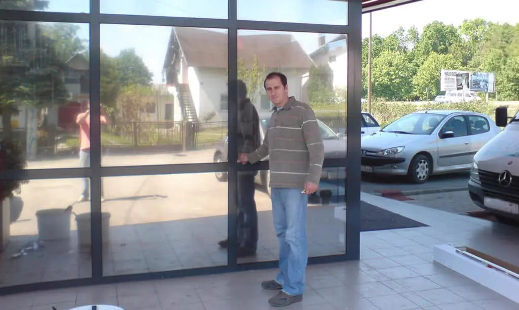 Is One Way Window Film the Solution to Your Business Privacy? Evowrap