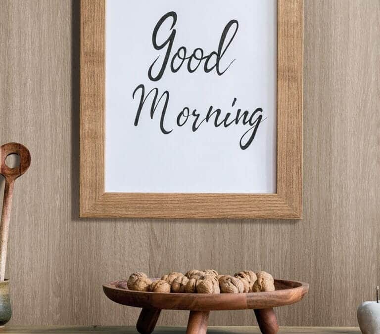 Close-up photo of Cover Styl' Cream Grey Oak Vinyl Wrap installed