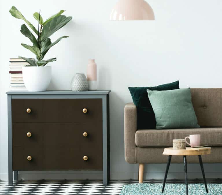 Close-up photo of Cover Styl' Dark Brushed Gold Vinyl Wrap installed