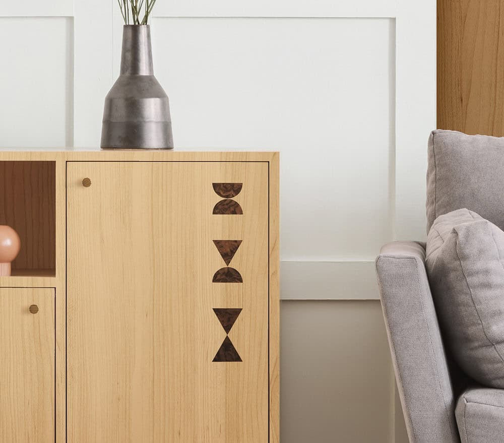 Close-up photo of Cover Styl' Light Beech Vinyl Wrap installed