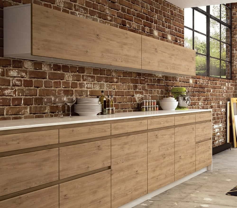 Close-up photo of Cover Styl' Modern Oak Vinyl Wrap installed