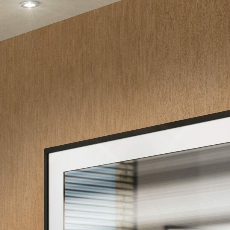 Close-up photo of Cover Styl' Pio Light Oak Vinyl Wrap installed