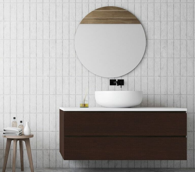 Close-up photo of Cover Styl' Smooth Brown Wood Vinyl Wrap installed