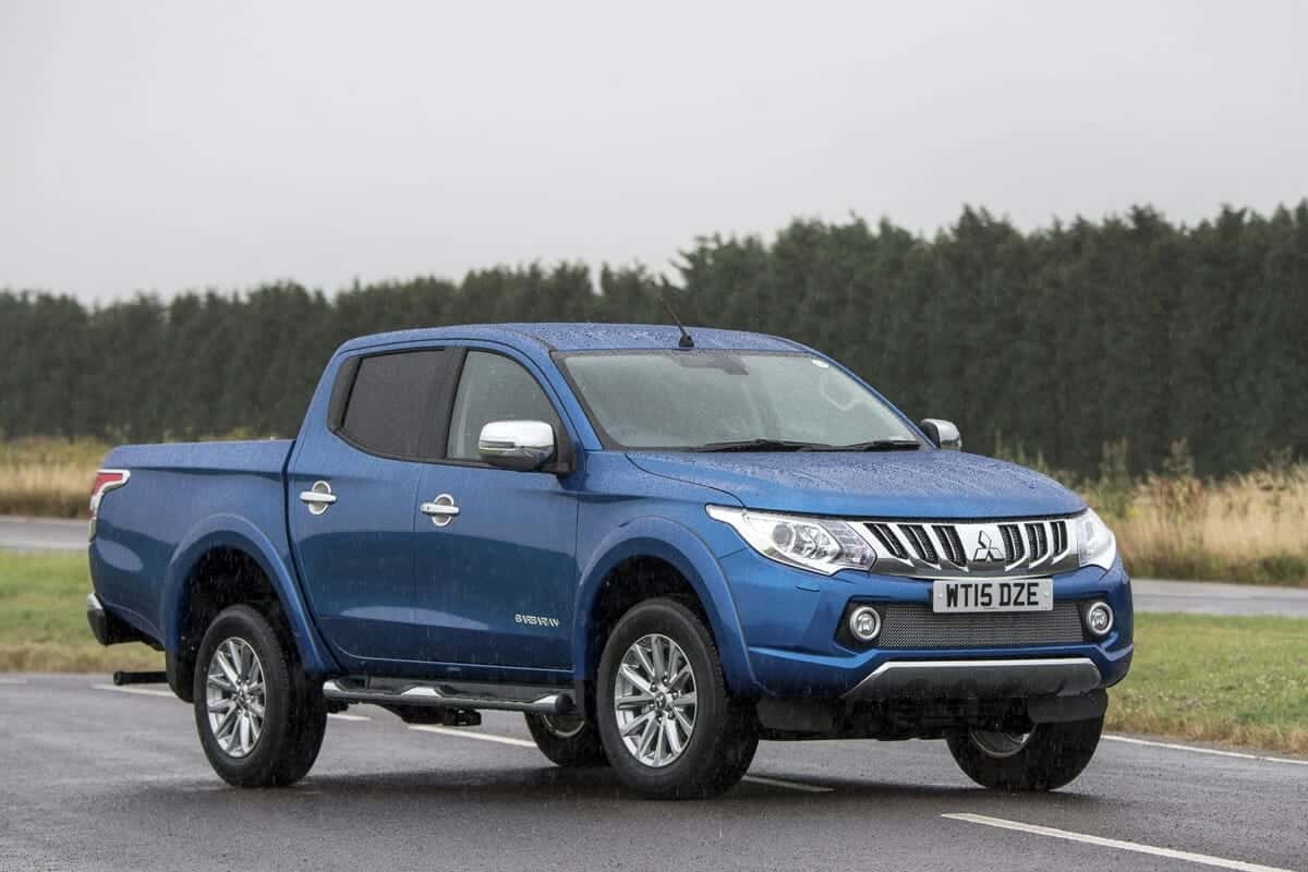 Photo of a Mitsubishi L200