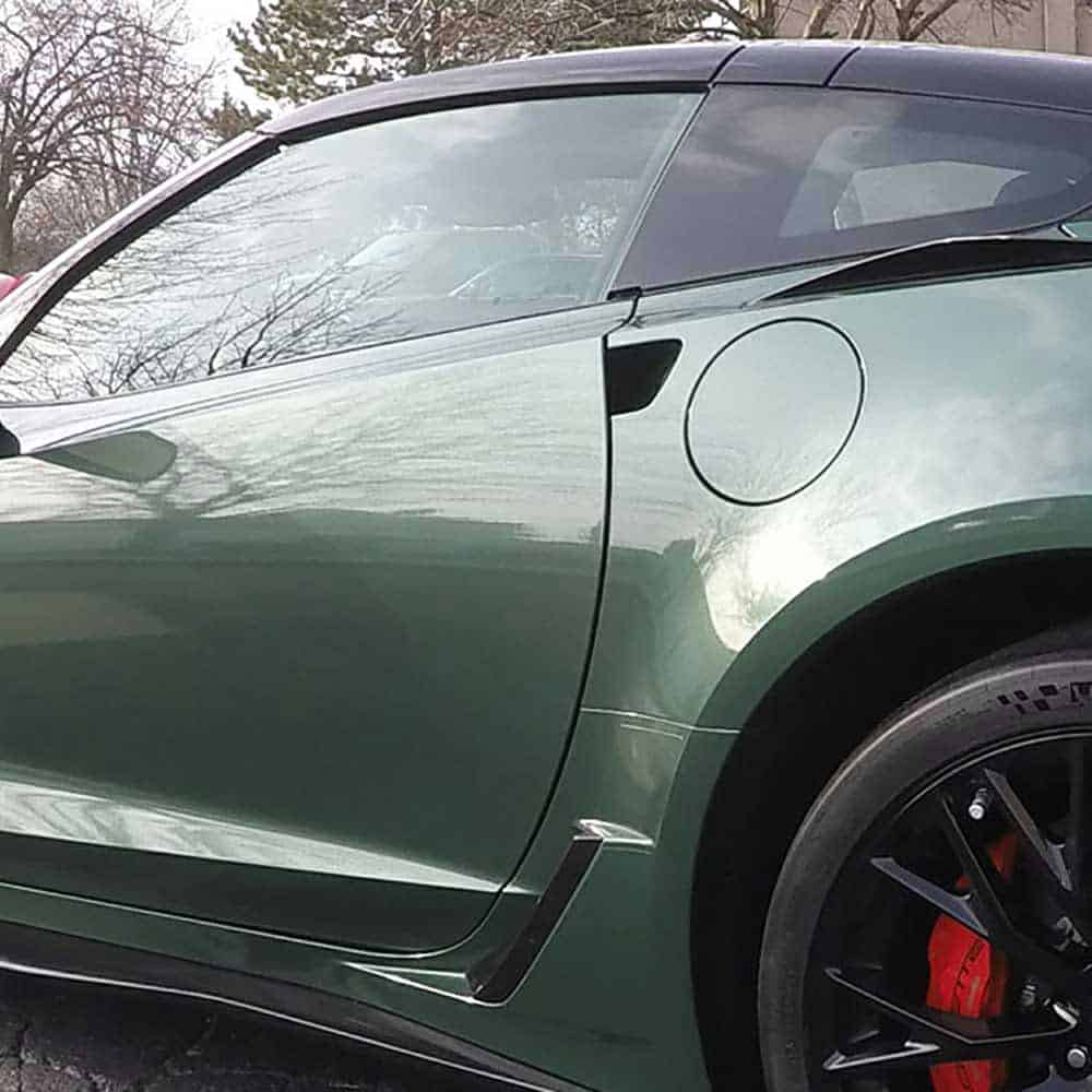 Gloss Metallic Fir Green (677) Oracal 970RA Vehicle Wrap