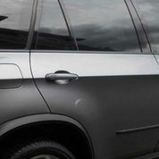 Gloss Metallic Aluminium (908) Oracal 970RA Vehicle Wrap