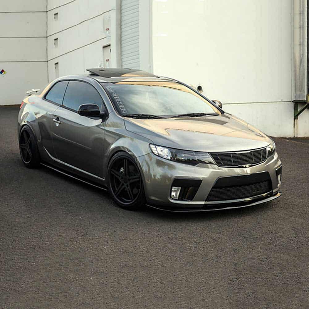 Gloss Metallic Grey Cast Iron (935) Oracal 970RA Vehicle Wrap