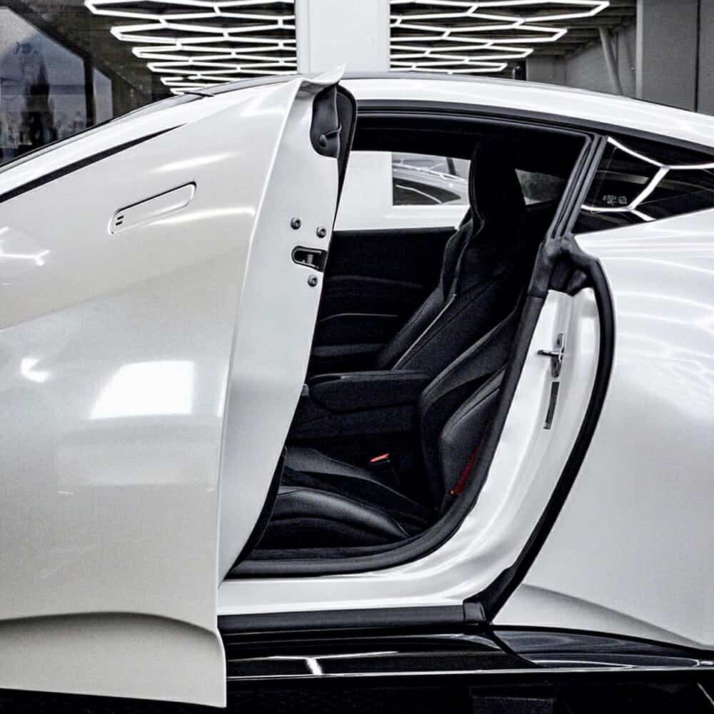 Gloss Crystal White (945) Oracal 970RA Vehicle Wrap