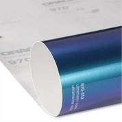 Roll of Oracle 970-319M ultramarine violet car wrap
