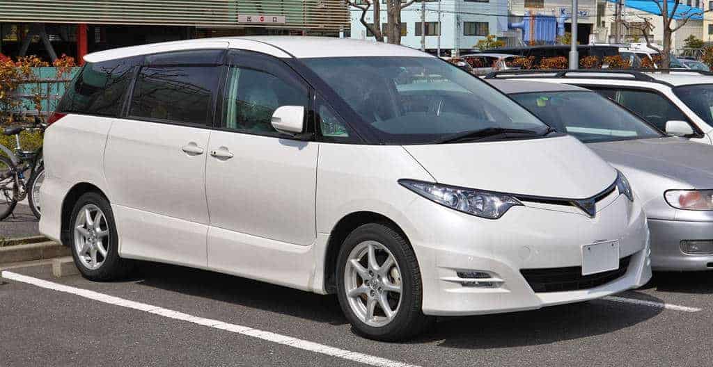 Photo of a Toyota Previa